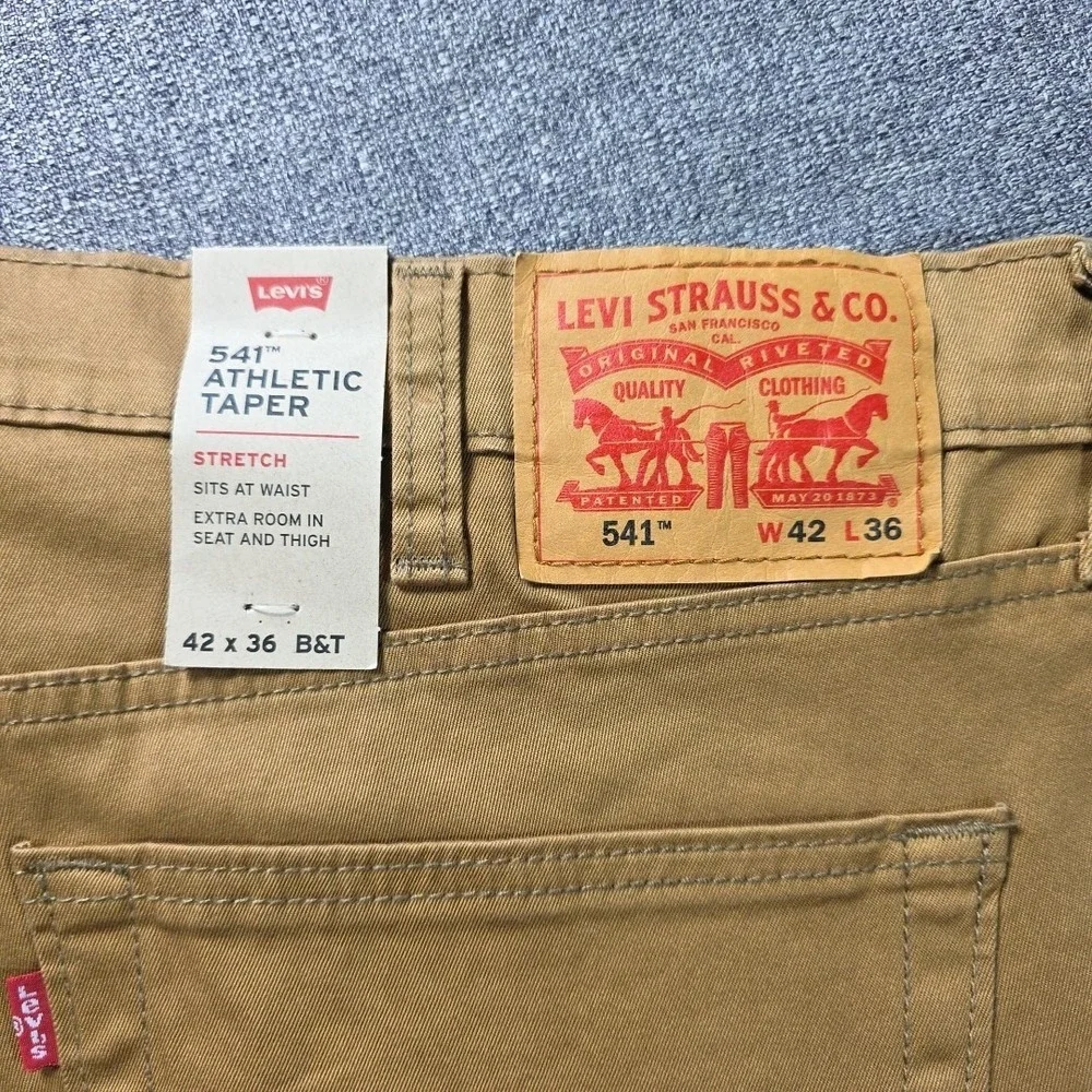 Levis